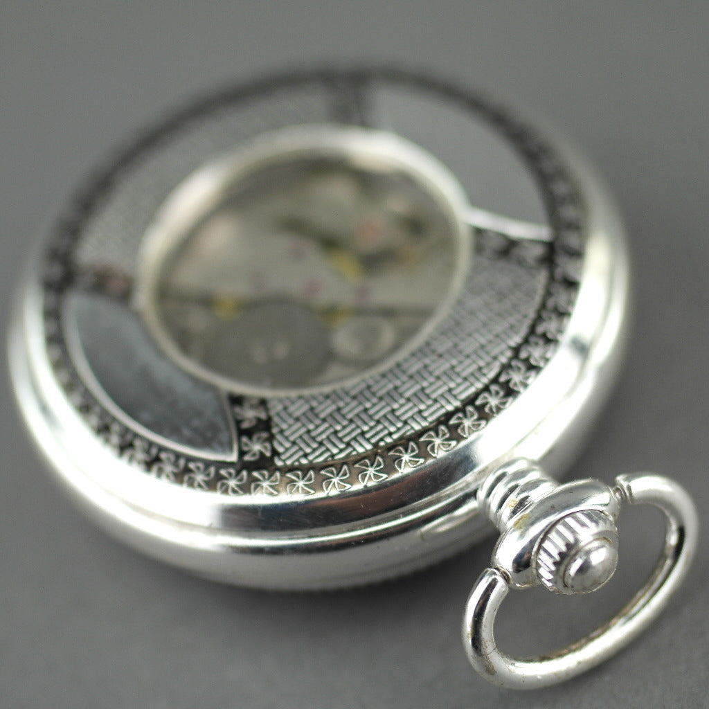 Marseille Half Hunter. Versilberte Taschenuhr mit arabischen Ziffern