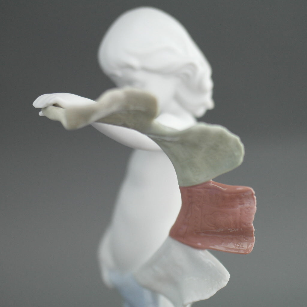 Lladro Tibetan prayer flags from Daisa / Daisy Collection Porcelain figure