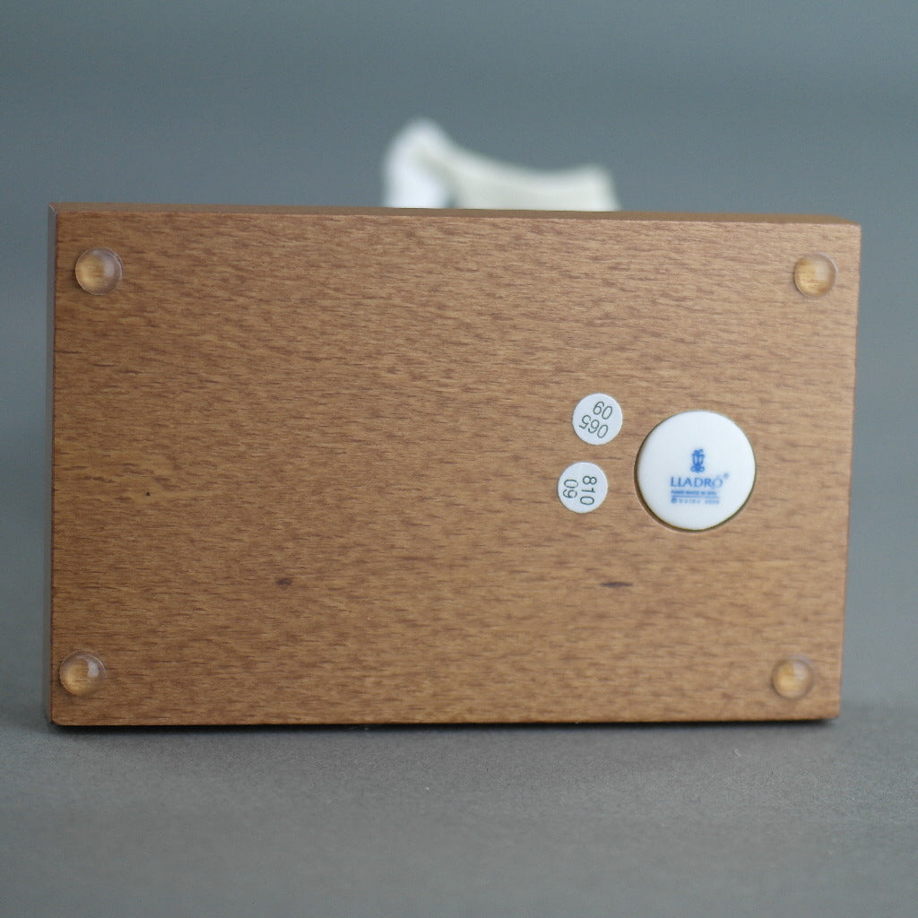 Lladro Tibetan prayer flags from Daisa / Daisy Collection Porcelain figure