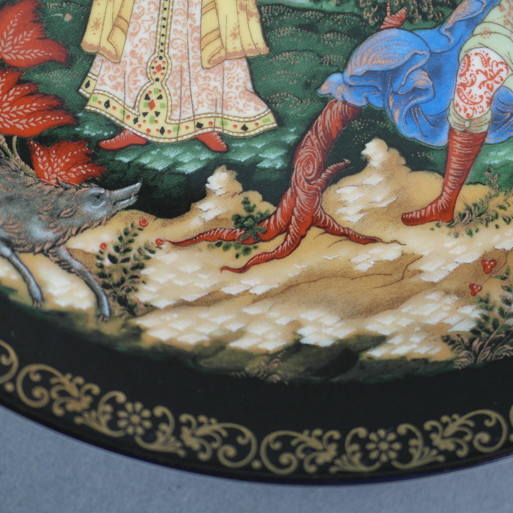 Elena the Fair, Russian tales porcelain plate from Palekh Marsters of Russia, Wall Decor