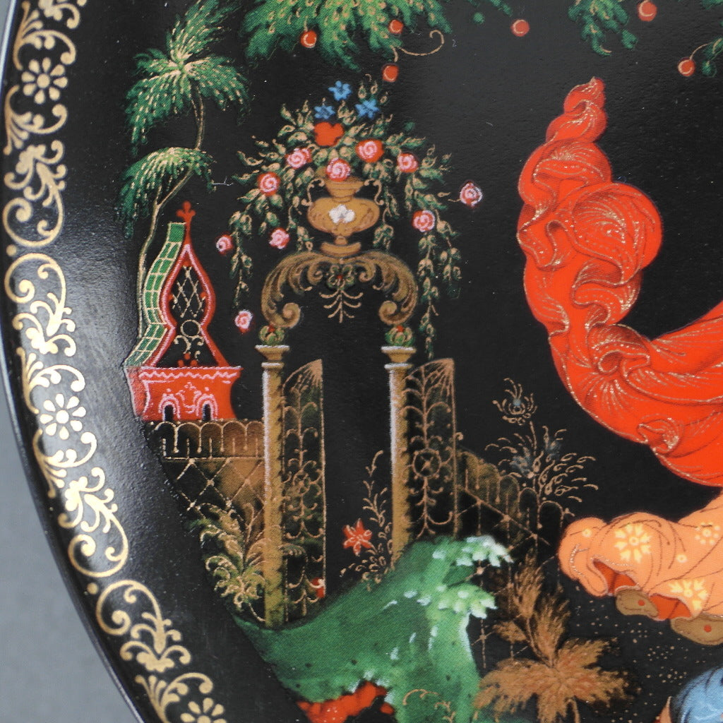 The Tsarevich and the Firebird, Russian tales porcelain plate from Palekh Marsters of Russia, Wall Decor