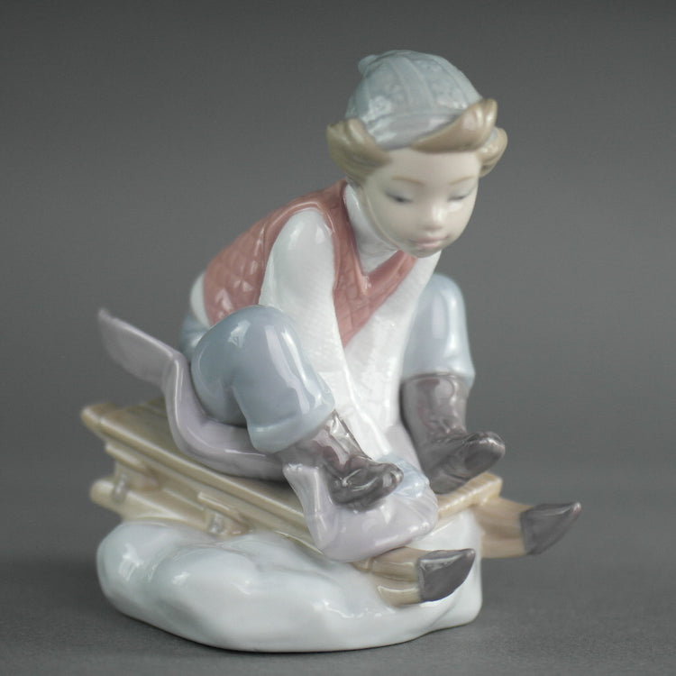 Lladro, Pass auf unten auf!, aus Daisa / Daisy Collection Porzellanfigur