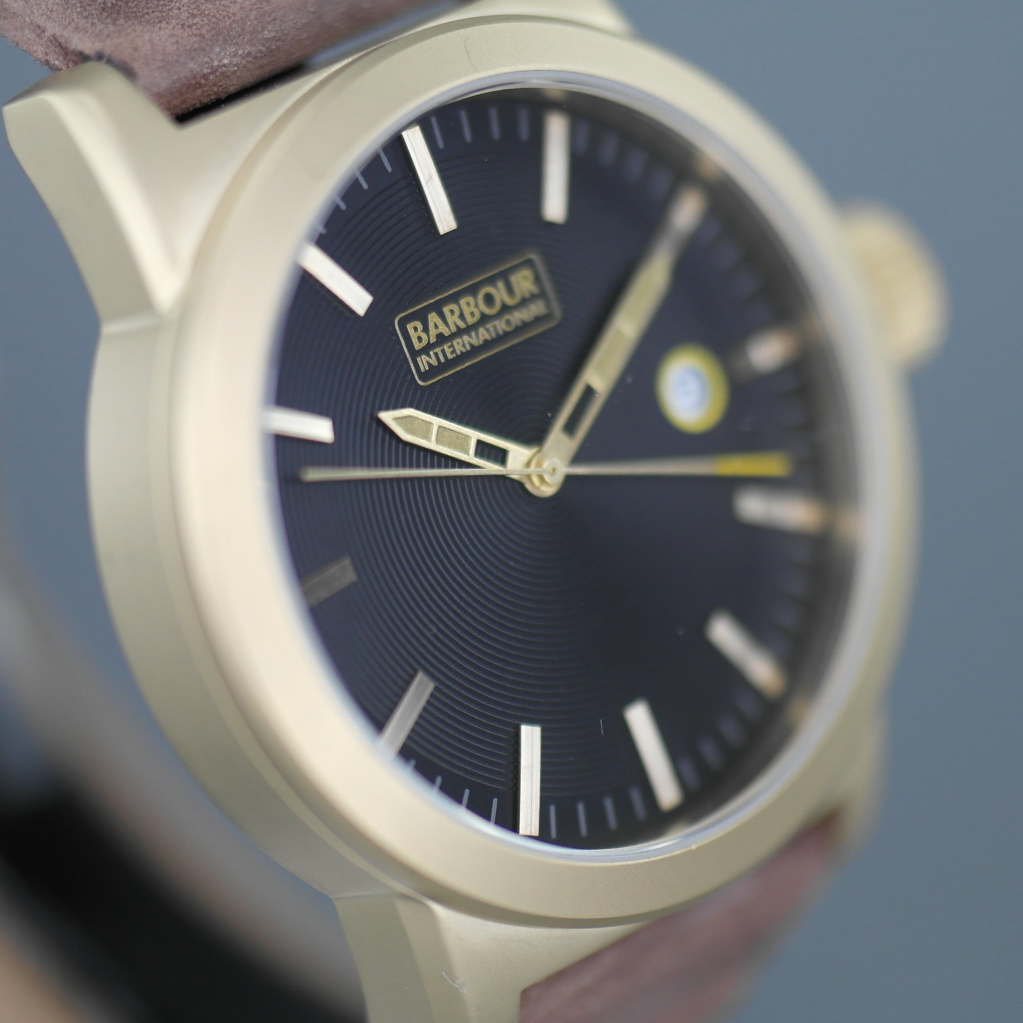 Reloj de pulsera Barbour International Halsted con esfera marrón y fecha y correa de piel 