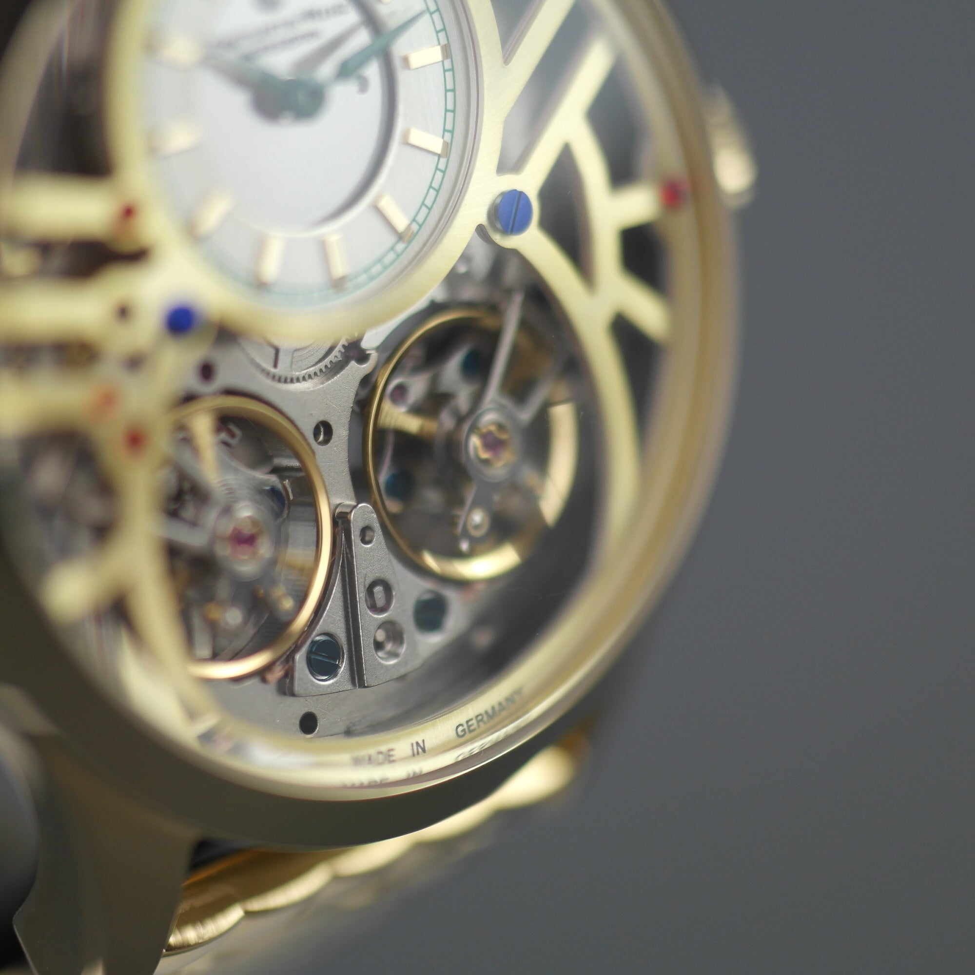 Constantin Weisz 40 Juwelen vergoldetes Herrenarmbanduhr mit automatischer Doppelunruh