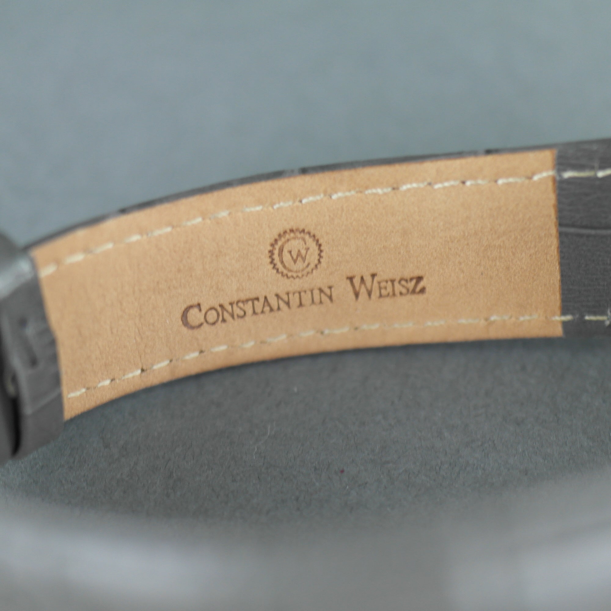 Constantin Weisz vergoldete Automatik-Armbanduhr mit 30 Steinen und grauem Armband