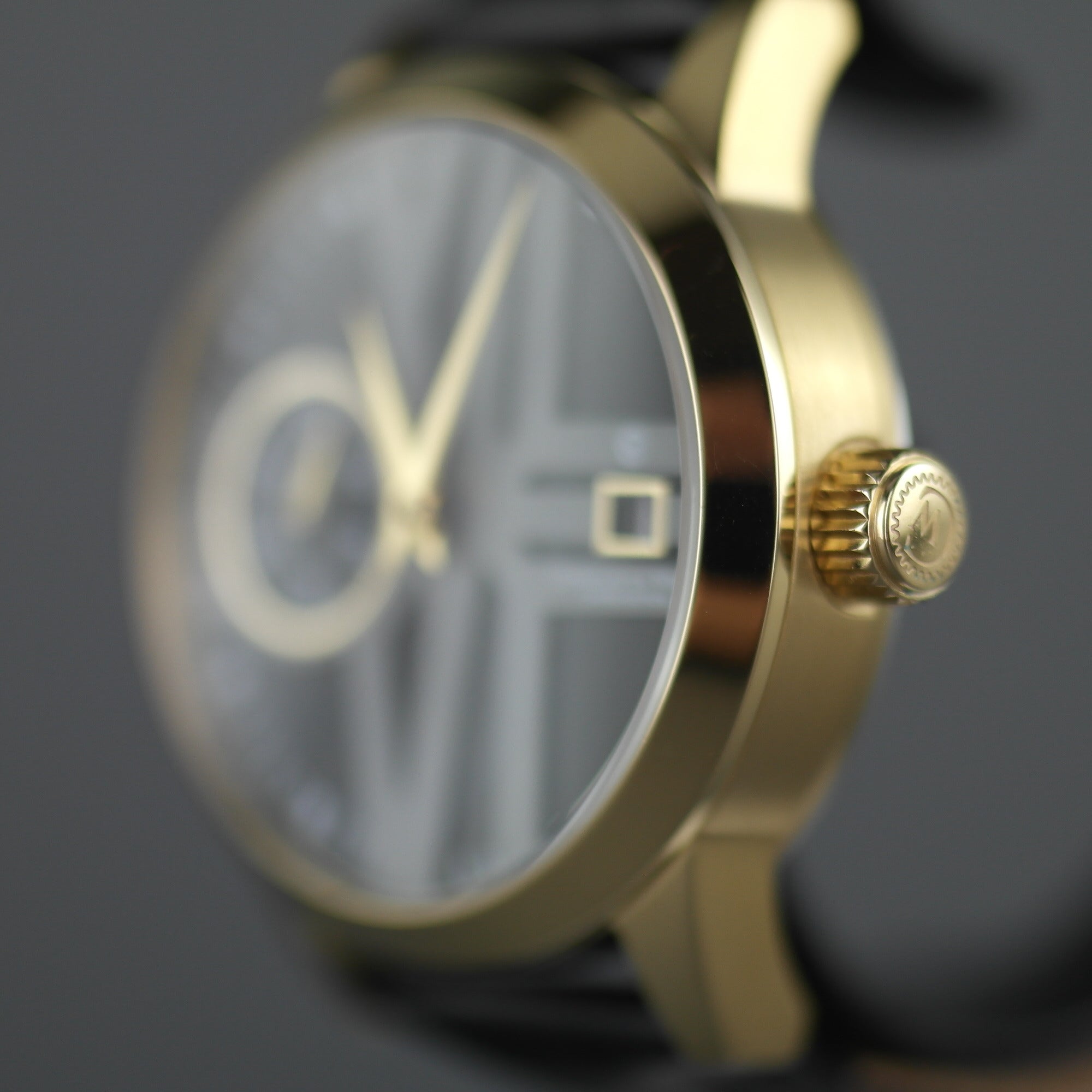Constantin Weisz vergoldete Automatik-Armbanduhr mit 30 Steinen und schwarzem Armband