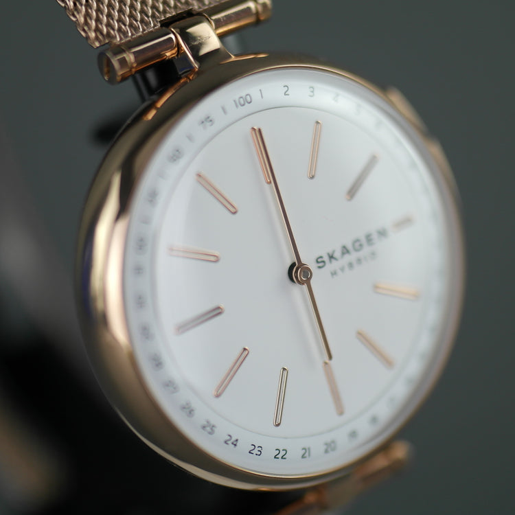 Skagen Hybrid Smartwatch - Reloj Signatur T-Bar de acero inoxidable chapado en oro rosa con correa milanesa