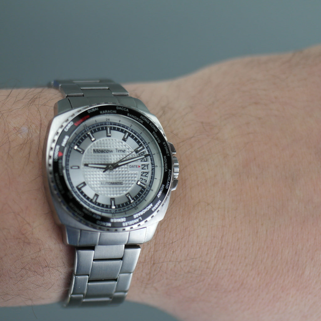 Moscow Time a world timer Gent's Automatic wrist watch with bracelet