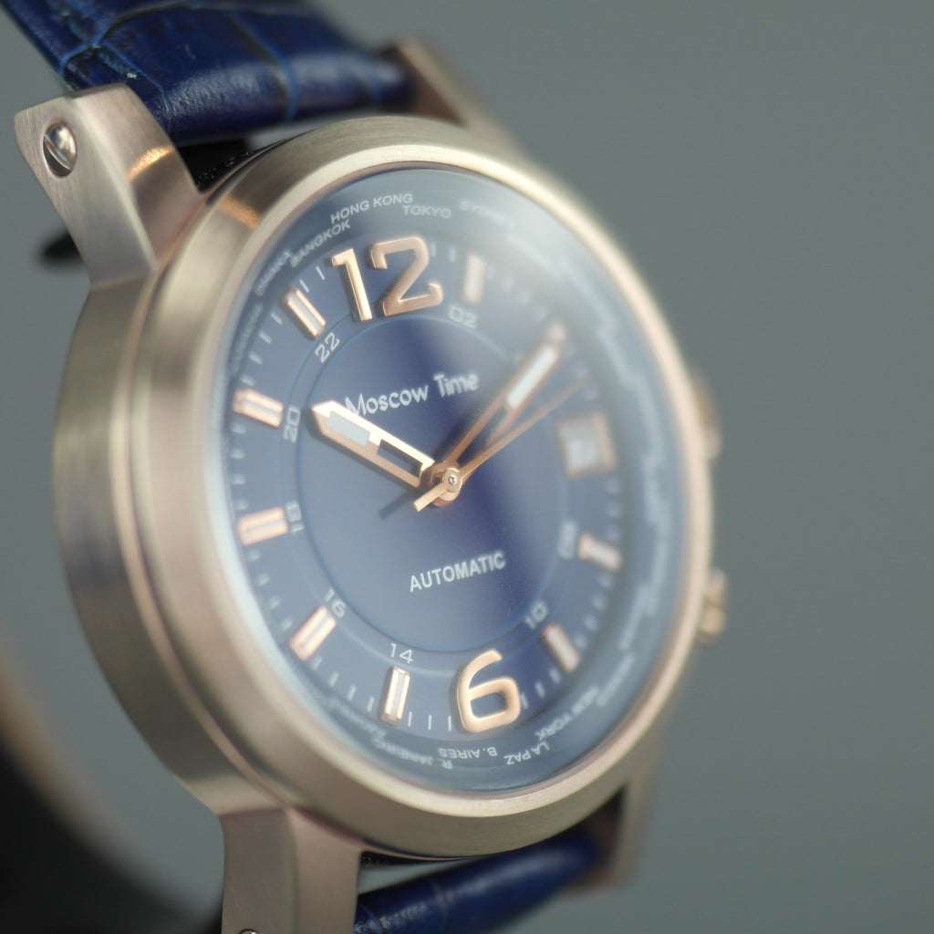 Hora de Moscú a World Timer Reloj de pulsera automático con esfera azul