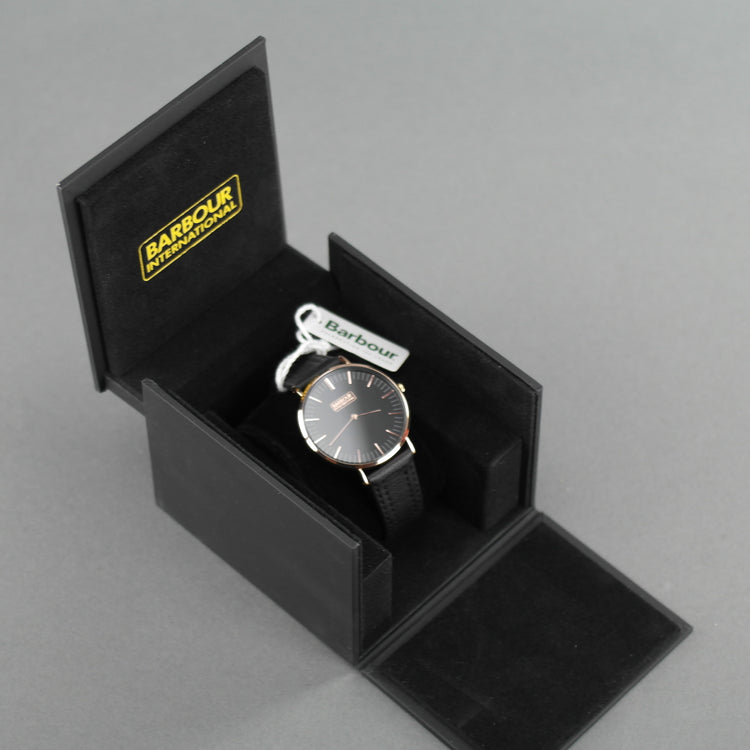 Reloj de pulsera Barbour International Hartley en tono dorado con esfera negra y correa de cuero