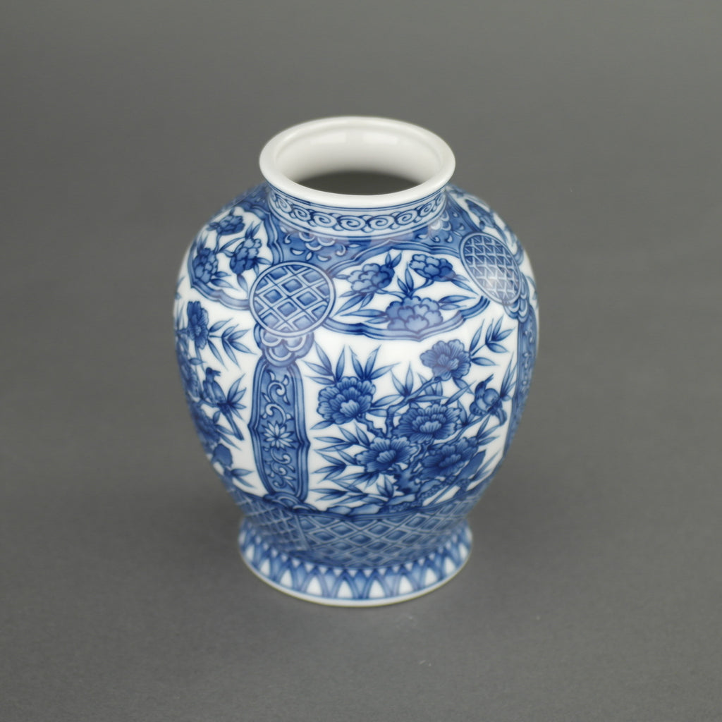 Jarrón de flores oriental azul "Dragon Peak" de Sanyo Porcelain Company