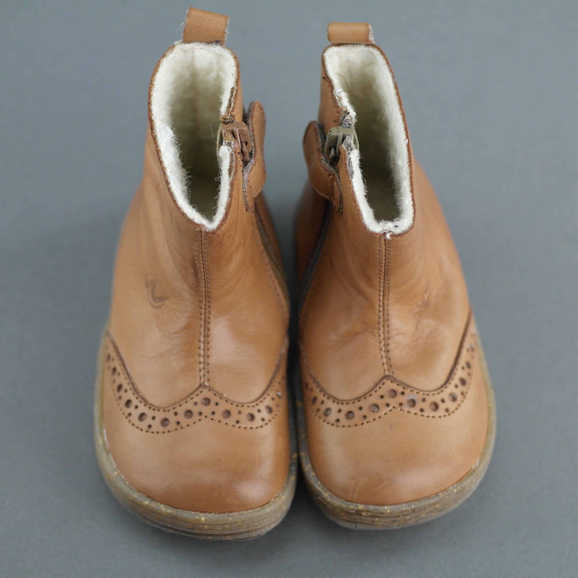 Botas de cuero genuino para bebé Naturino 4.5 Reino Unido o 21 talla UE o 12,7 cm de longitud