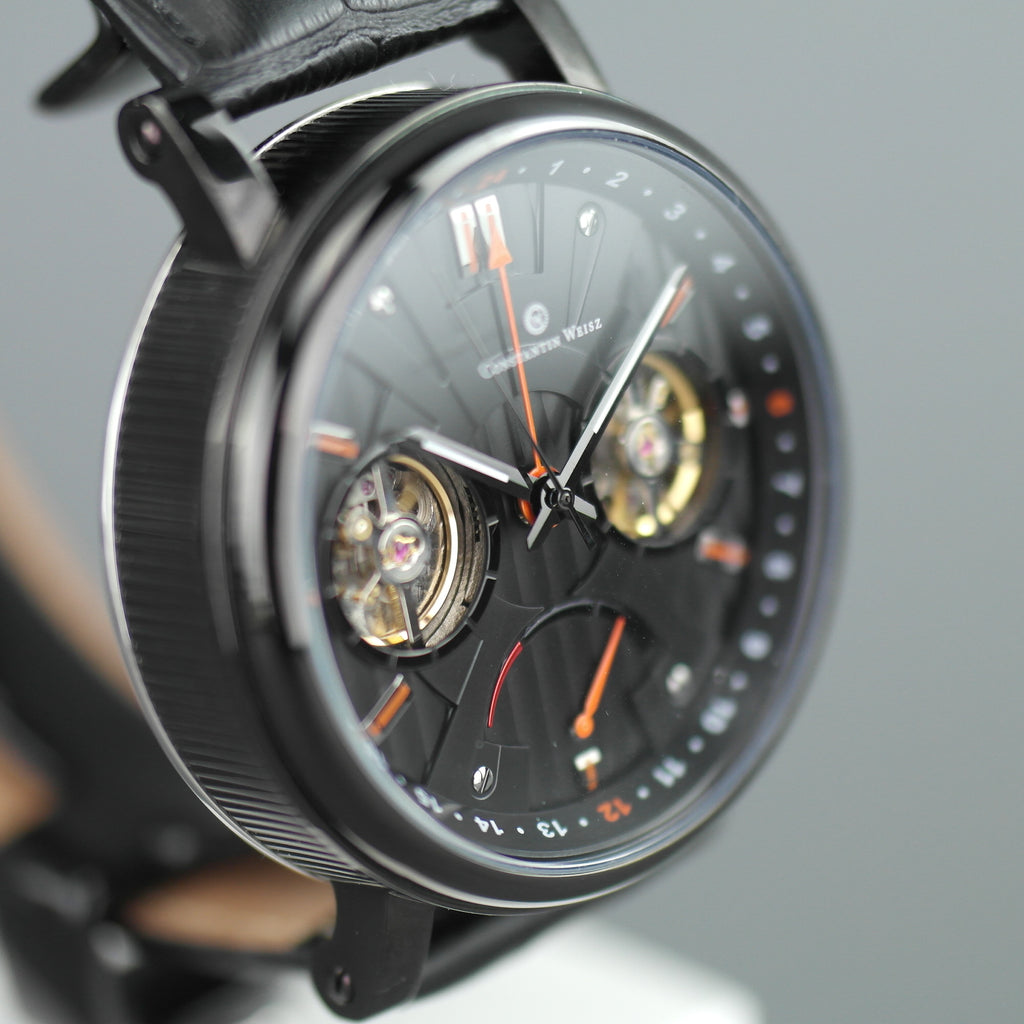 Constantin Weisz Automatik-Armbanduhr mit doppeltem Herz, ganz in Schwarz und Lederarmband
