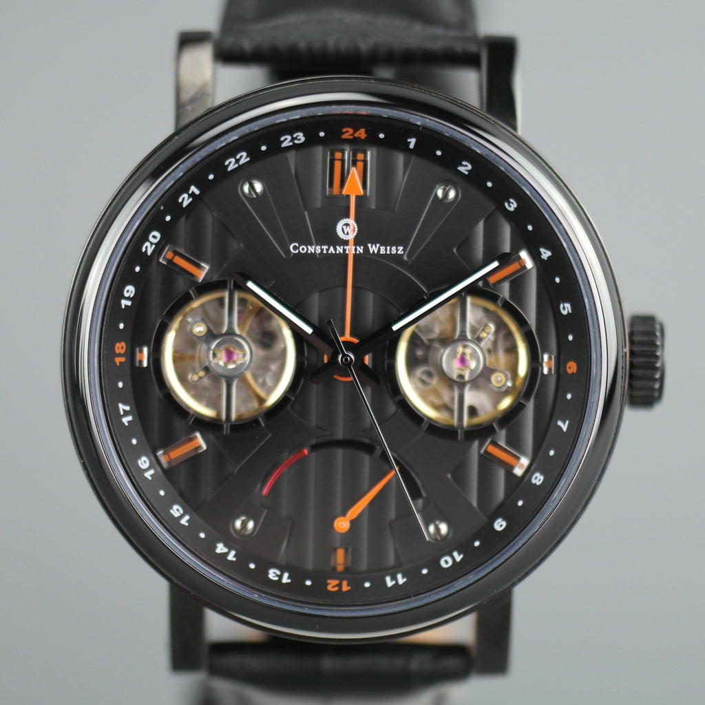 Constantin Weisz Automatik-Armbanduhr mit doppeltem Herz, ganz in Schwarz und Lederarmband
