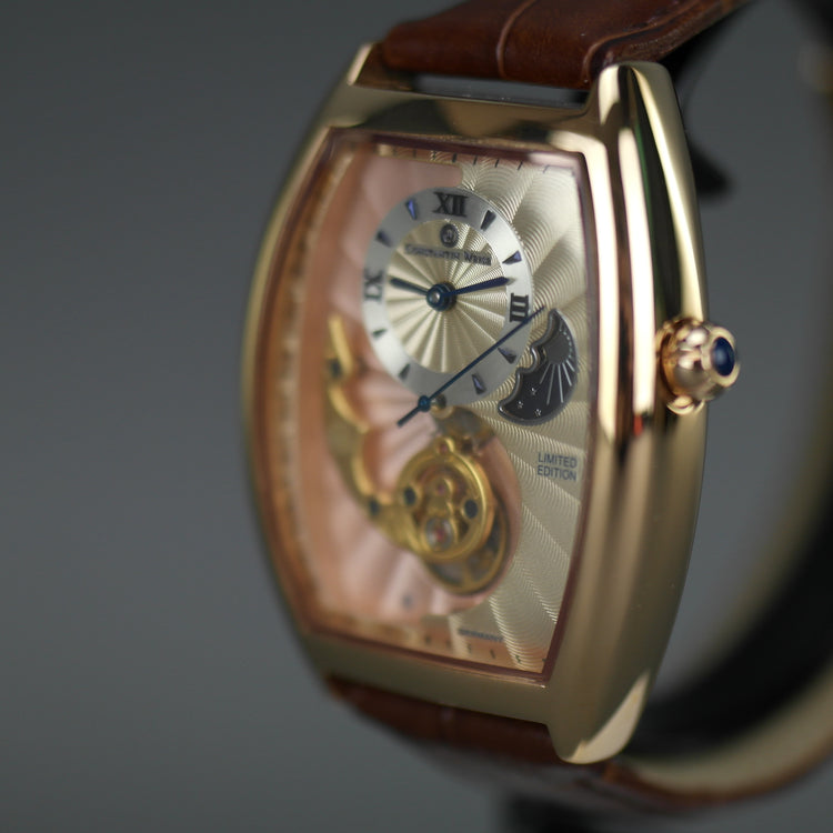 Reloj de pulsera automático bañado en oro Constantin Weisz de edición limitada con correa de piel 