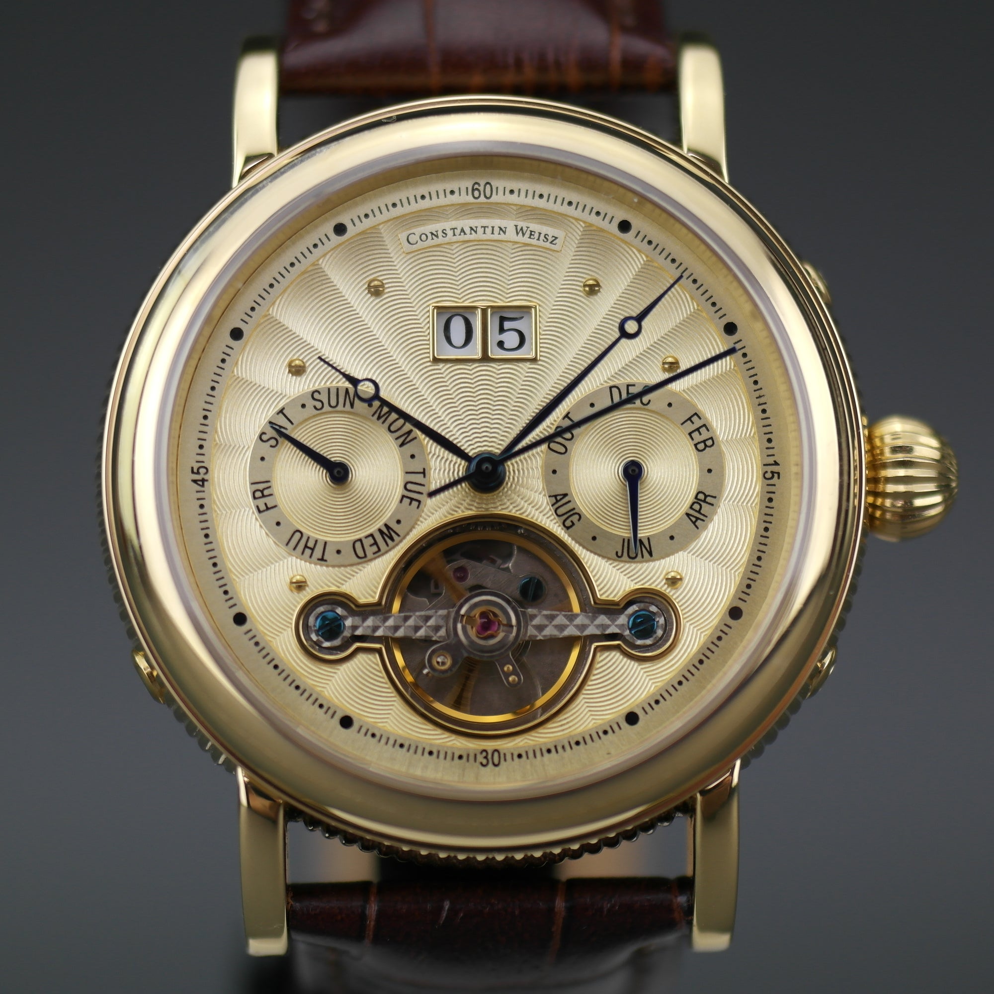Constantin Weisz Automatik-Armbanduhr mit offenem Herzen, vergoldet, braunes Lederarmband