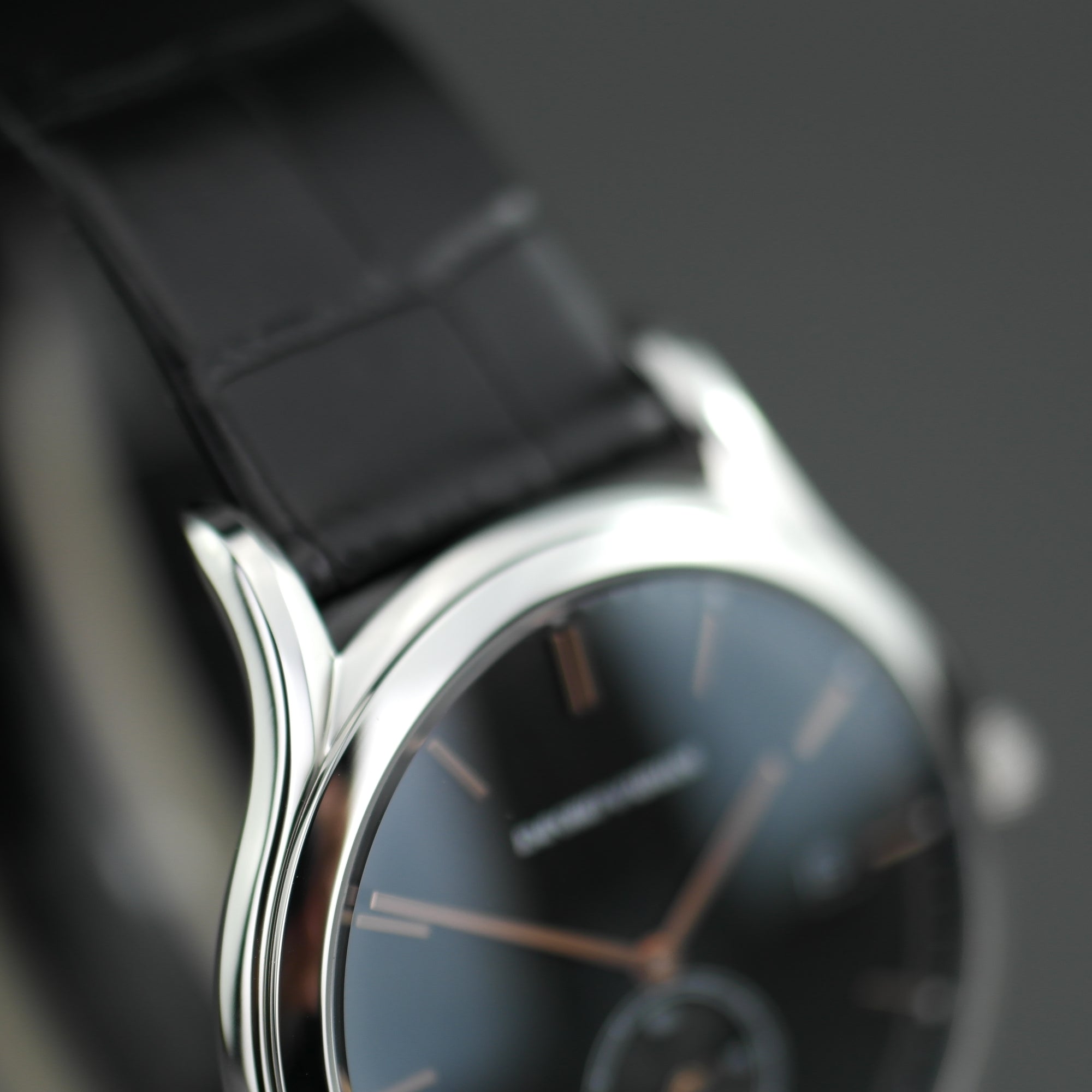 Emporio Armani Classic Swiss Stainless Steel wrist watch leather strap