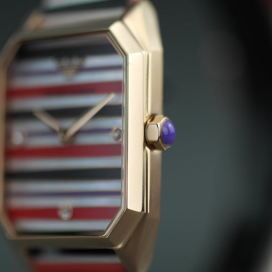 Emporio Armani Zweizeiger-Armbanduhr mit mehrfarbig gestreiftem Lederarmband und Zifferblatt