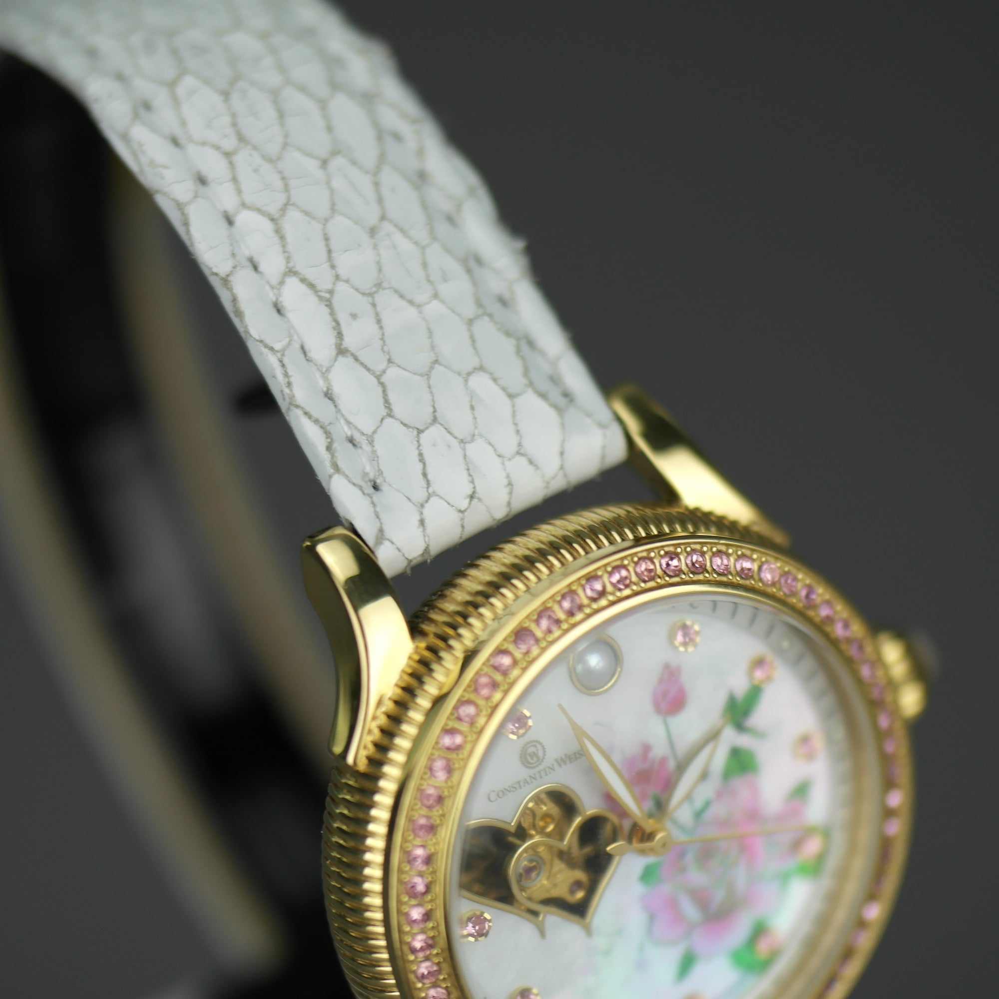 Constantin Weisz Flower Love vergoldete Automatik-Armbanduhr mit Perlmutt-Zifferblatt