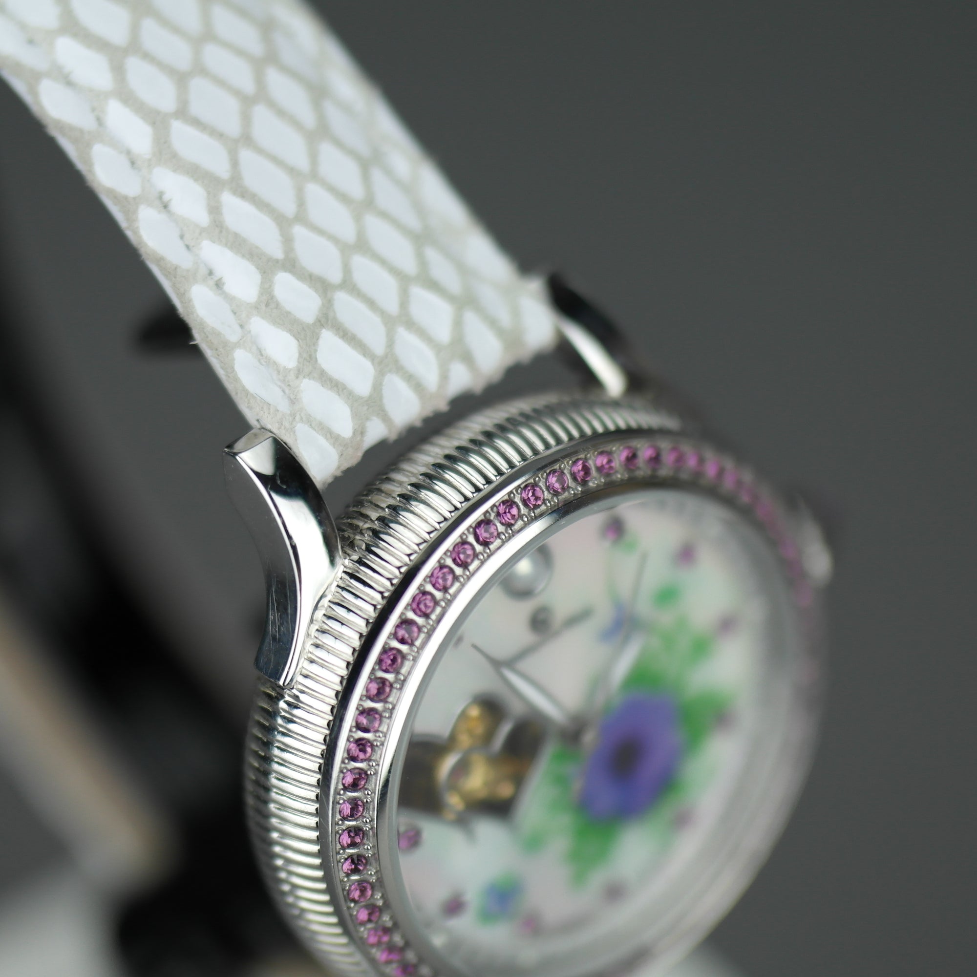 Constantin Weisz Flower Love Automatik-Armbanduhr mit Perlmutt-Zifferblatt