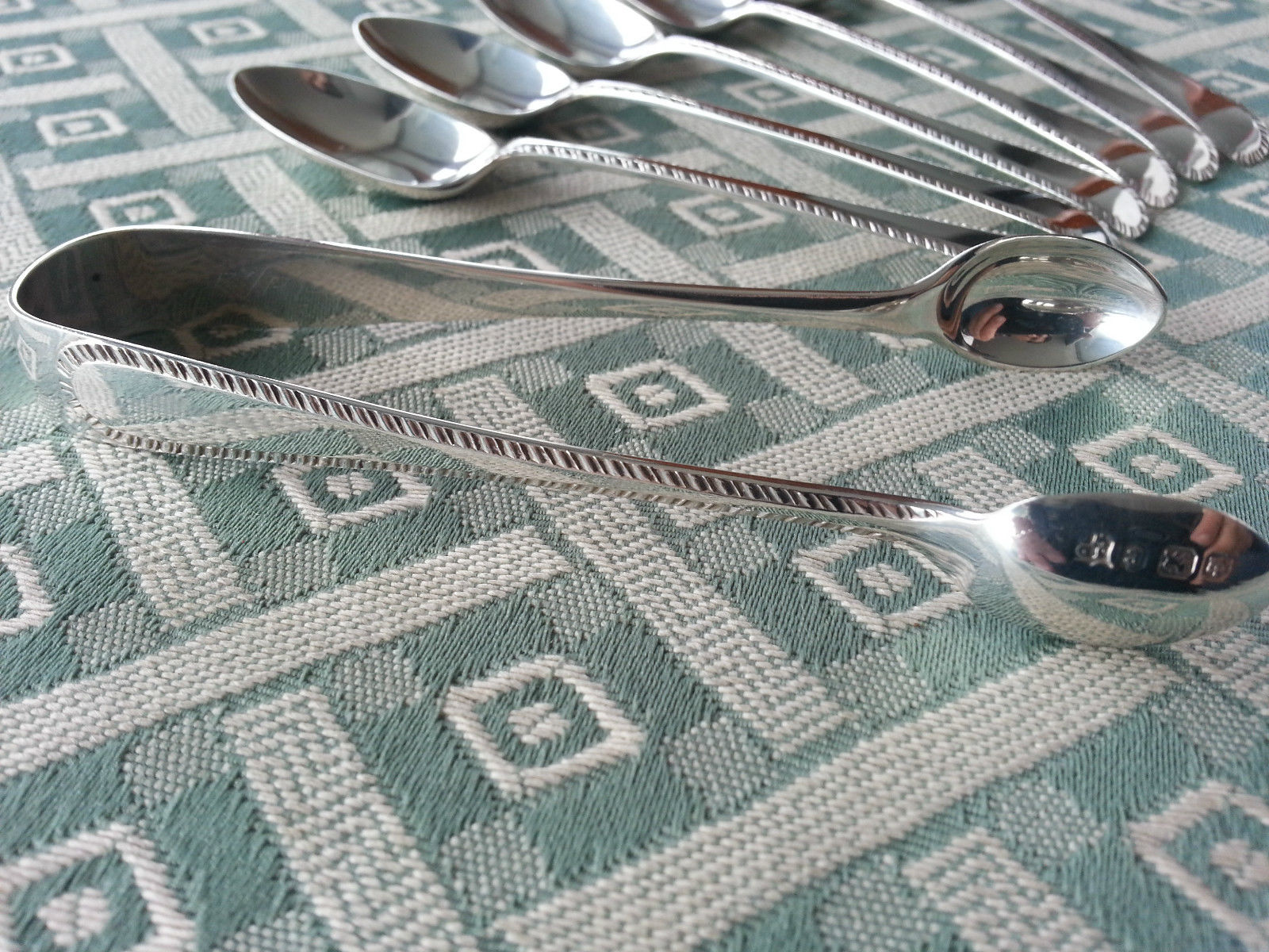 Antikes 1897er Set aus Löffeln und Zangen aus Sterlingsilber von James Deakin and Sons British Empire