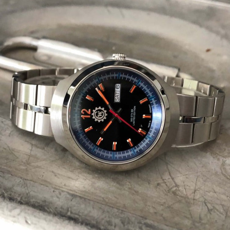 Reloj Constantin Weisz Automático 365 GT4 BB con brazalete de acero