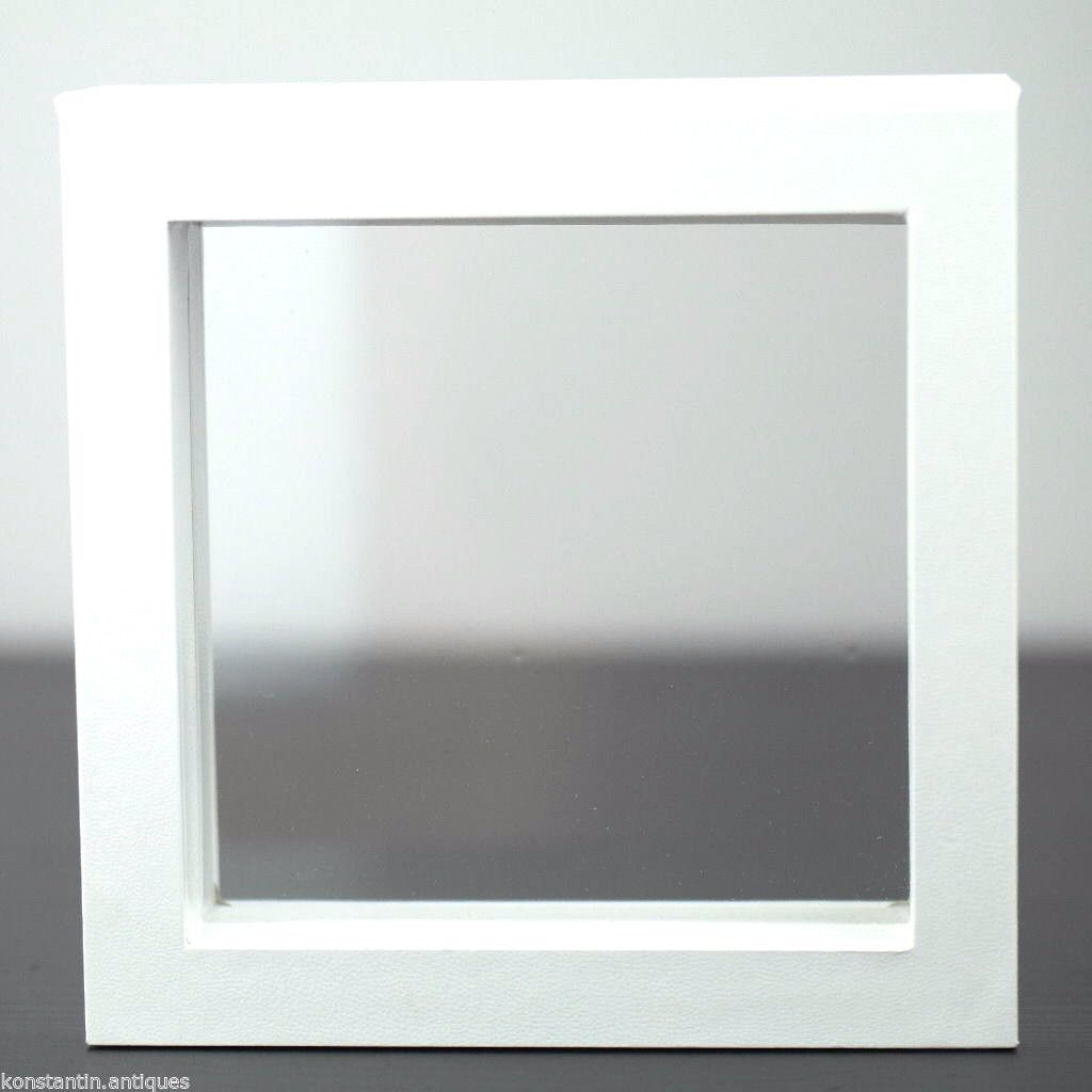 Marco expositor caja polipiel blanca con membrana transparente 100x100x25